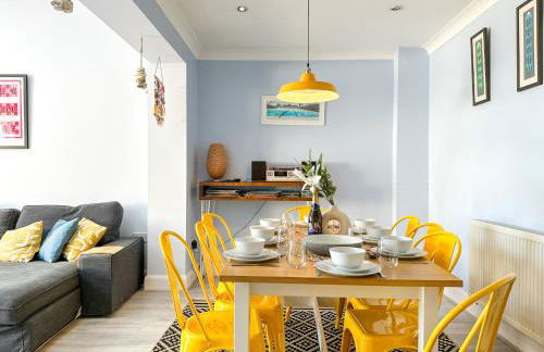 Modern Family Home near Reculver - Sleeps 8 - Pets Friendly! - Photo 18