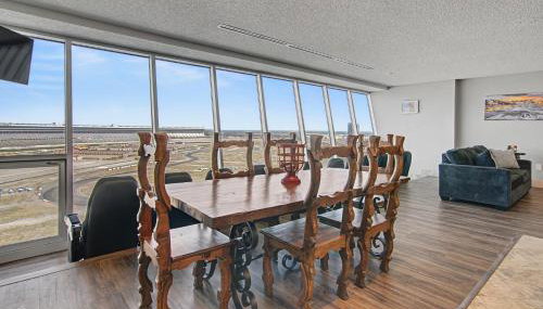 Shop & Dine: Fort Worth Condo w/ Racetrack Views! - Foto 5