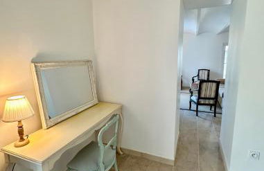 T2 Centre-Ville avec Grand Espace Vert - 15mn des Plages - Photo 8