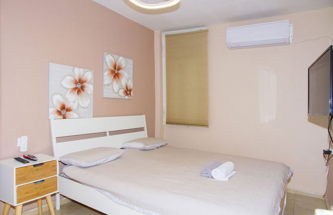 KAV Apartments - Near Assuta Korazim St - Photo 2