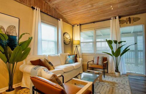 Serenity Sol ※ Surfside Charmer Near Beach & Jetty - Foto 10