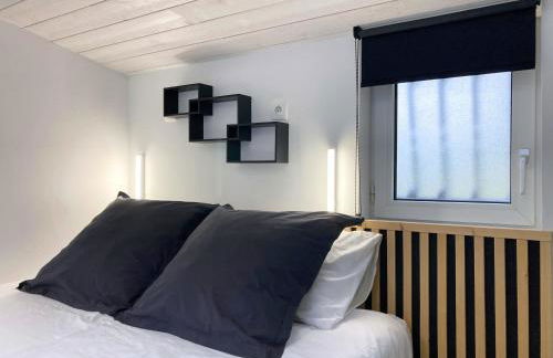 Grand Gîte Le Saule en Scie - 3 étoiles - Spa chauffé, 12 à 14 pers, jardin clos, 30 mn PuyduFou - Foto 19