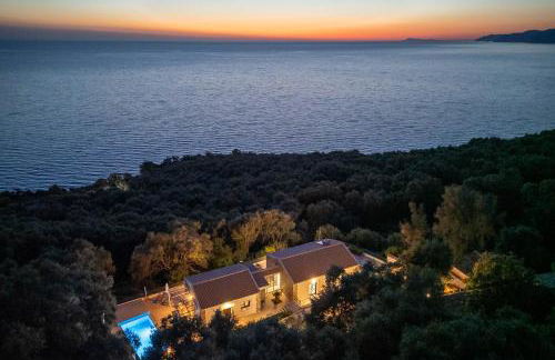 Corfu Travel Stories Villa, Private Pool - Stunning Sea Views - Accessible - 4 Bedrooms - Foto 6