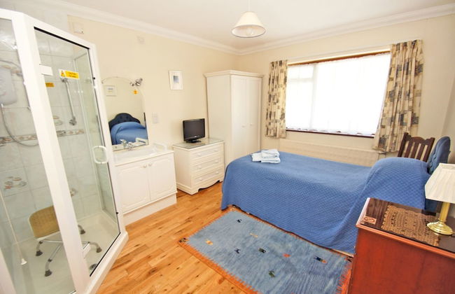 Dean Court Garden Parking by Brighton Holiday Lets - Foto 4