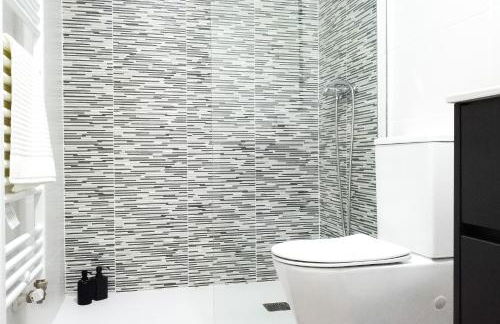 Elegante Apartamento LAUD1 - Nuevo/Familia/Wifi/TV - Foto 33