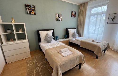 Arminos Large Group Apartment- 3 Zimmer & 2 WCs - Foto 3