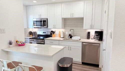 Arlington Entertainment District Home Blue Door - Foto 2, minibar