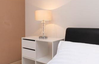 VILLA PHILIPPA - luxurious five-room villa - idyllic location - first row to the sea - spectacular view of the sea bay - unforgettable sunsets - 15 minutes from Supetar ferry port - free parking - private heated pool - Foto 55