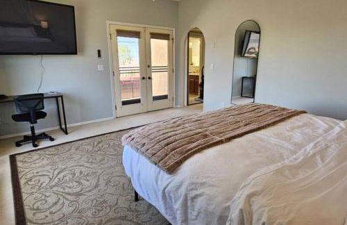 Cliff Views - Hot Tub - SUPs - Boat Parking - Sleeps 16 - Foto 21