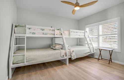 Mulligan Home - Waterfront, boat dock & community pools! - Foto 24