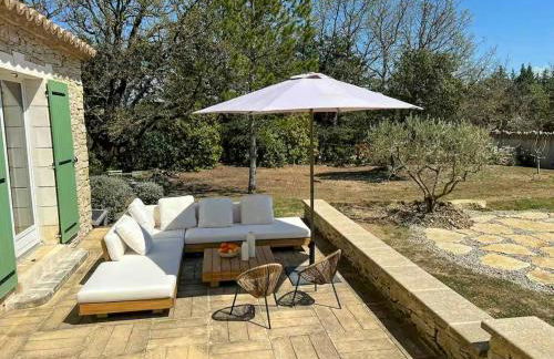 Family Stone House In Gordes - Photo 3