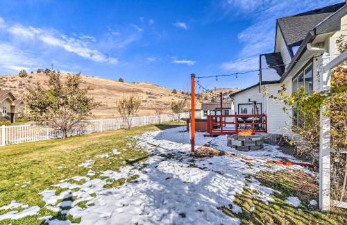 Alluring Home with Fire Pit Less Than half Mi to OIT! - Foto 28