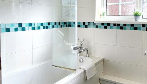 Faraday Place - Photo 3, Shower