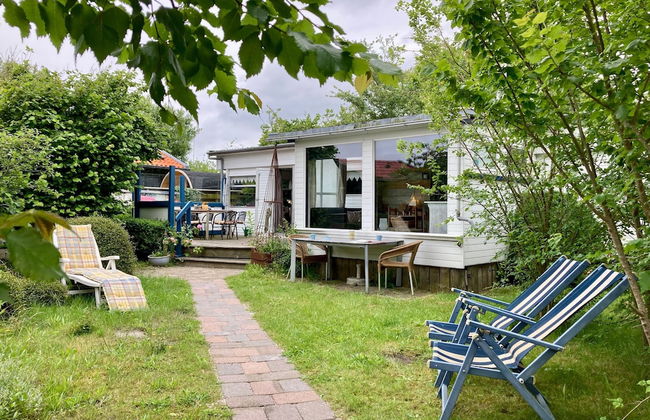 Beautiful Quiet 2 Persons Caravan on the Lauwersmeer - Foto 1