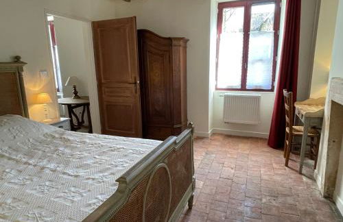 Gîte La Maison des Poètes de 1 à 6 personnes à Treigny Perreuse - Foto 39