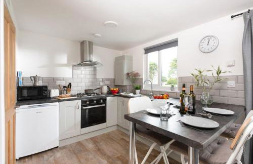 Wheal Jewel- Beautifully Fitted Wooden Lodge Helston Cornwall - Foto 2