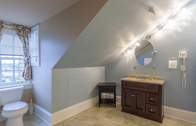 Chipman Hill Suites - Pratt House - Photo 44