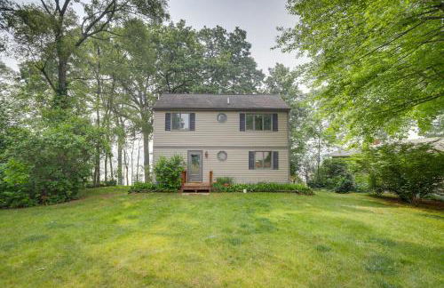 Lakefront Sister Lakes Vacation Rental with Dock! - Foto 31