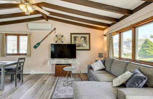 Massachusetts Abode with Deck and Grill Near Beaches! - Photo 6