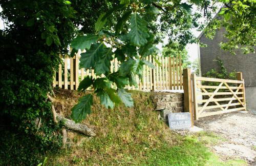 Converted Stables at Peaceful Family Farm Stay - Photo 11