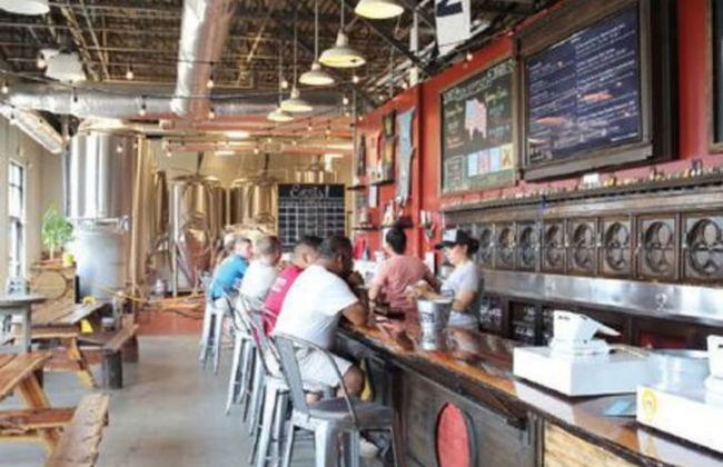 The Speakeasy Downtown Newport News - Foto 20