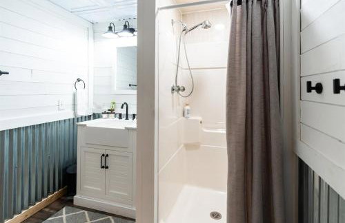 Havenbrook-Hocking Hills Luxury, 10 Acres, Hot Tub - Foto 15