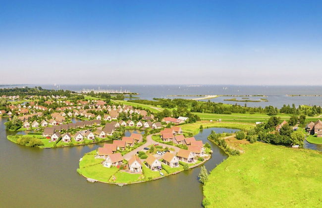 Lovely Holiday Home With Jetty Near Ijsselmeer - Foto 27