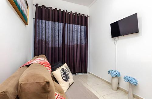 Churrasqueira - 7 minutos de Carro da Praia Ocian - Foto 21