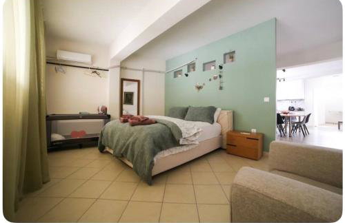 Home4U apt1, just 8Km from airport - Foto 14