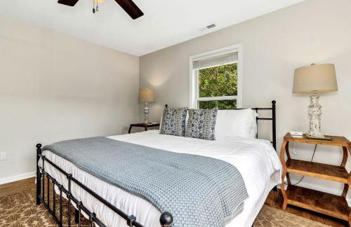 Spacious Mountain Retreat with Bonus Game Room Near Asheville, Barnardsville, NC - Foto 53