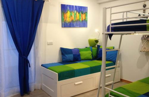 Blue House - Photo 9