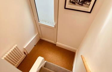 Carlton Guest suites - Weymouth - Photo 11