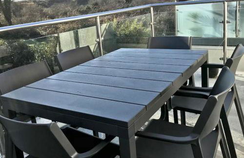 Very Spacious, Great location. Castle and Sea view - Foto 7