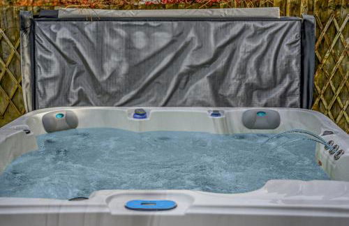 Henrow House Lymington 4 Bed Detached Home with Hot Tub - Foto 40