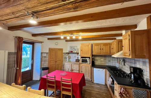 Appartement spacieux proche des télécabines et du centre ville avec jardin privé - Foto 4