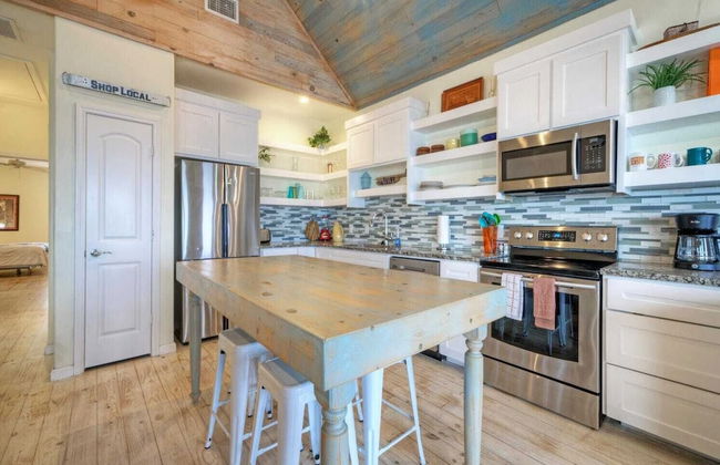 2 Waterfront Homes w/ Views, Pool, Boat Dock Laguna Village Oasis by Avantstay - Foto 25