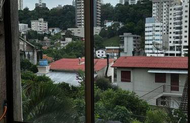 apartamento em bairro nobre suíte com ar condicionado e banheira com hidromassagem - Foto 30
