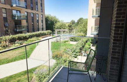 The Ivy Abode, Stylish 2-Bed Apartment Free Parking - Foto 9