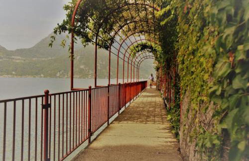 Bellagio Love apartment Pool Near lake Free parking - Foto 37