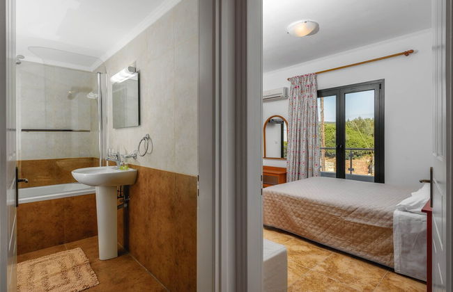 Alonaki Apartments - Photo 70