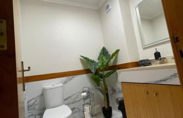 Picturesque Penthouse - Photo 31