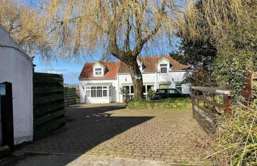 Sundial Cottage, Stunning 3 Bed Cottage with Hottub - Foto 26