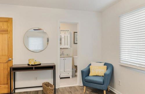 Mansion in the Hills with Pool - Foto 16