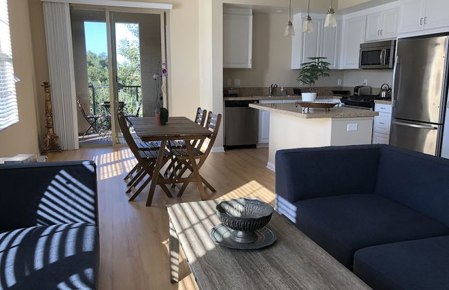 Resort Style Luxury 2BD Suite in Irvine's Spectrum Center - Foto 10