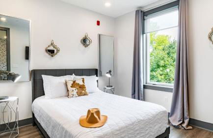 Downtown Nashville 2BR Condo Balcony & Parking Near Broadway - Foto 10