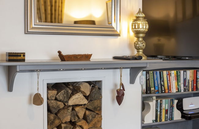 Cozy Nook Cottage - Sleeps 4, Garden & Parking - Foto 24