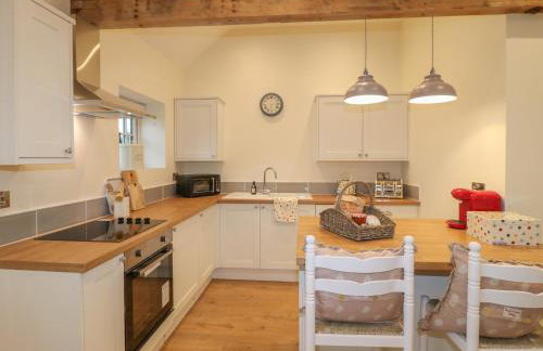 March Hare - Photo 7