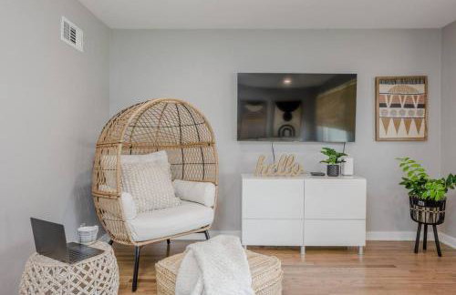 Modern Boho house in Lombard 7 min to Metra - Foto 2