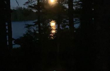 Beautiful Maine Retreat 4 Bdrm Lakeside Cottage - Foto 25