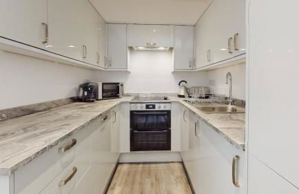 Spacious three bedroom apartment with Valley views - Foto 14